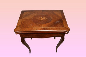 Table à jeux française antique de style Louis XV des années 1800 avec marqueterie