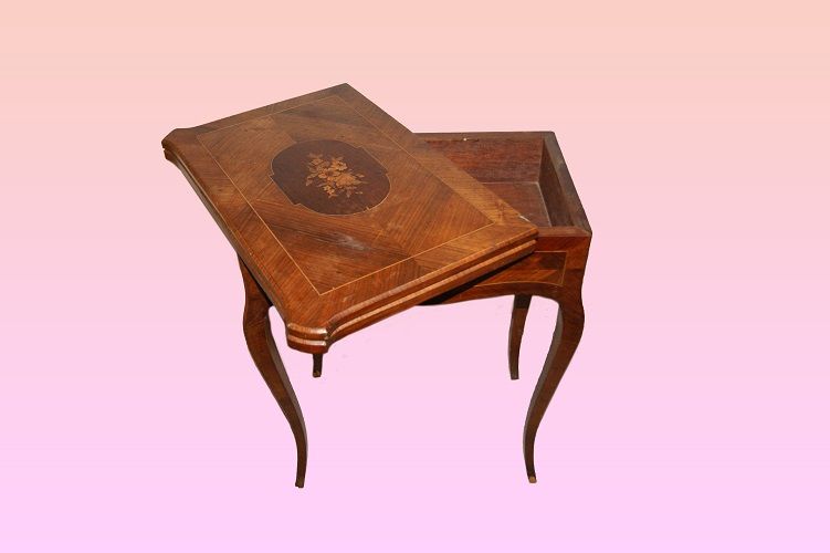 Antico tavolino da gioco francese stile Luigi XV del 1800 intarsiato