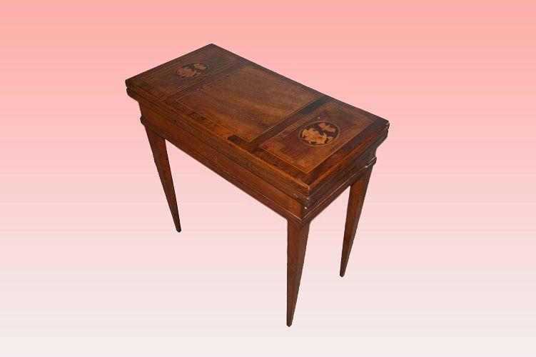 Antico tavolino da gioco francese intarsiato di inizio 1800