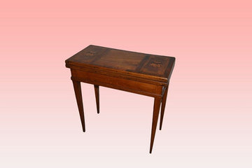 Veneered game table from the early 19th century