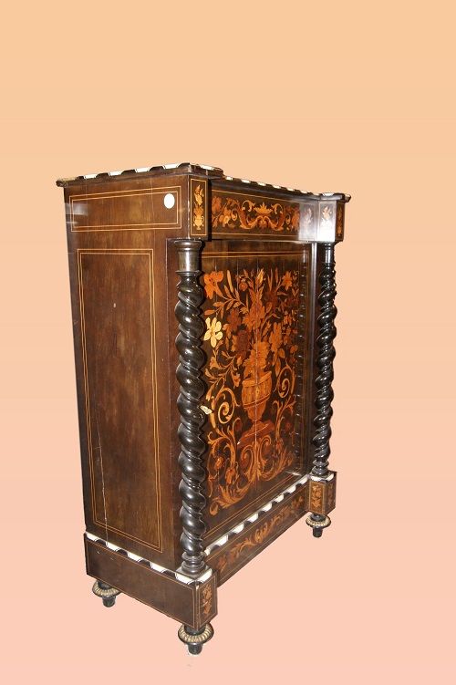 Antica credenza riccamente intarsiata olandese del 1800 ebano avorio