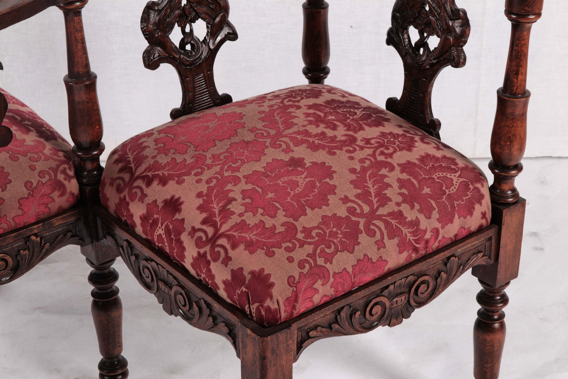 Antico divano confident francese del 1800 in rovere intagliato restaurato
