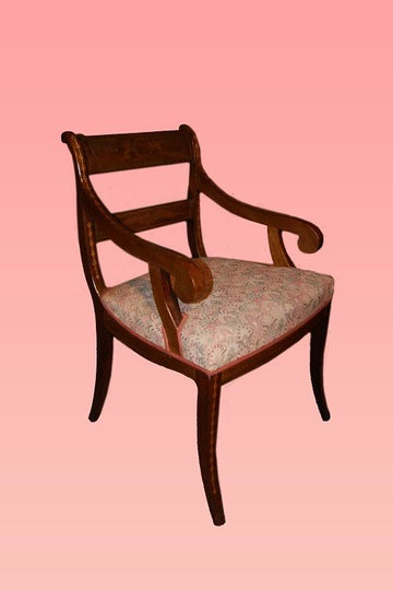 Groupe de 4 chaises et 2 tables d'appoint du 19ème siècle en acajou de style Régence