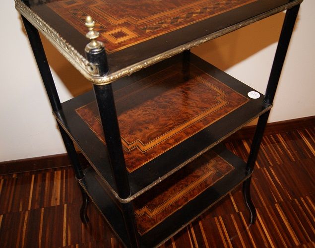 Antico tavoli etagere 3 piani riccamente intarsiato del 1800 francese