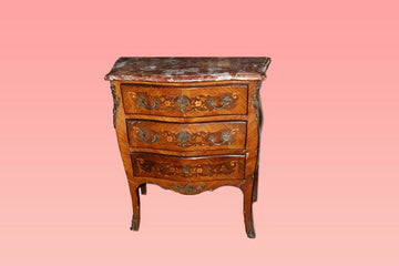 Petite commode française ancienne des années 1800 avec marbre et bronzes