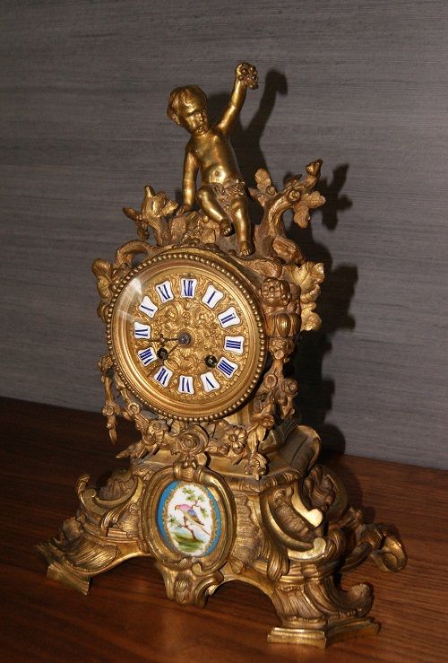 Antico orologio da tavolo francese del 1800 in bronzo allegoria Bacco