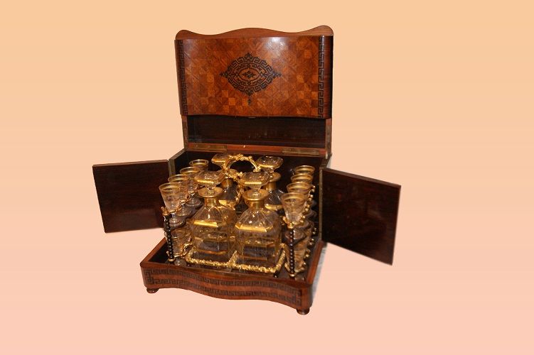 Antica scatola porta liquori francese del 1800 completa intarsiata 