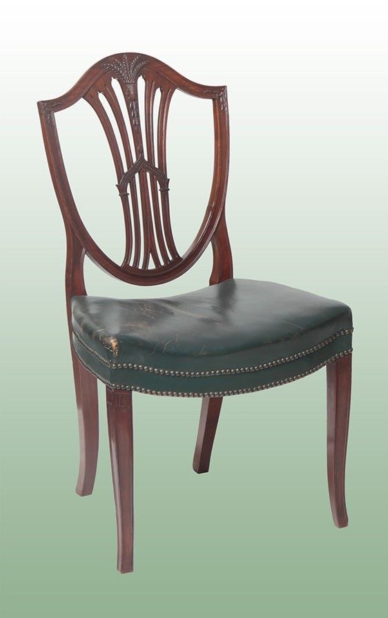 Gruppo di 8 sedie antiche inglesi del 1800 in mogano intagliato