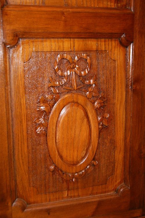 Antico Armadio francese del 1800 stile Luigi XVI in legno di rovere completamente Restaurato provenienza Francia 