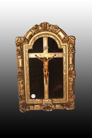 Crocifisso francese di inizio 1800 con Cristo in avorio e stupenda cornice coeva