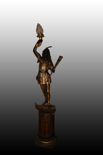 Moro veneziano del 1700 riccamente decorato foglia oro