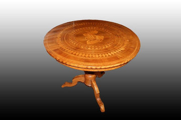 Antique Italian circular side coffee table from the 1800s from Sorrento San Giorgio