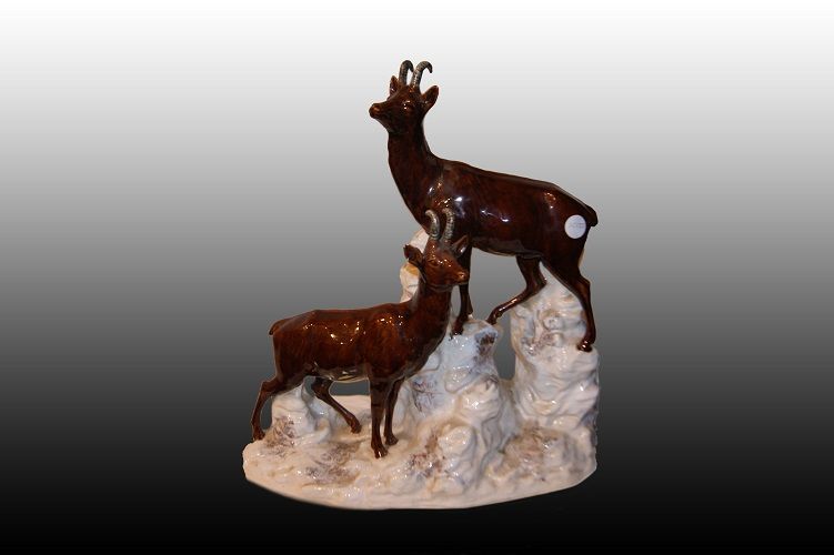 Antica scultura in porcellana francese di inizio 1900 Stambecchi