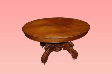 Antique oval extendable table from the 1800s Louis Philippe style in walnut