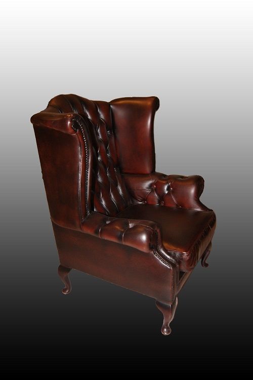 Antica poltrona Chesterfield del 1950 in pelle marrone con orecchie