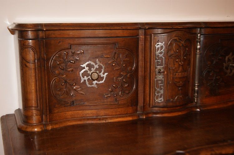 Antica credenza francese del 1800 stile Provenzale in legno di noce 
