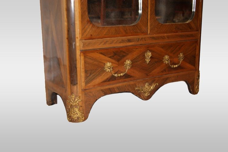Antica vetrina con specchi francese del 1800 stile Reggenza e bronzi