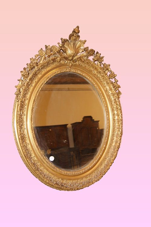 Miroir ovale de style Louis XV français