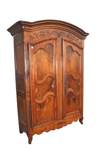 Belle armoire provençale des années 1700