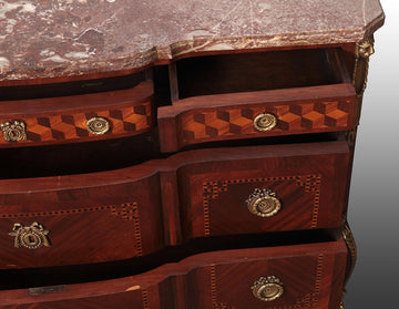 Antique chest of drawer from the 1800s in mahogany with marble top and inlays