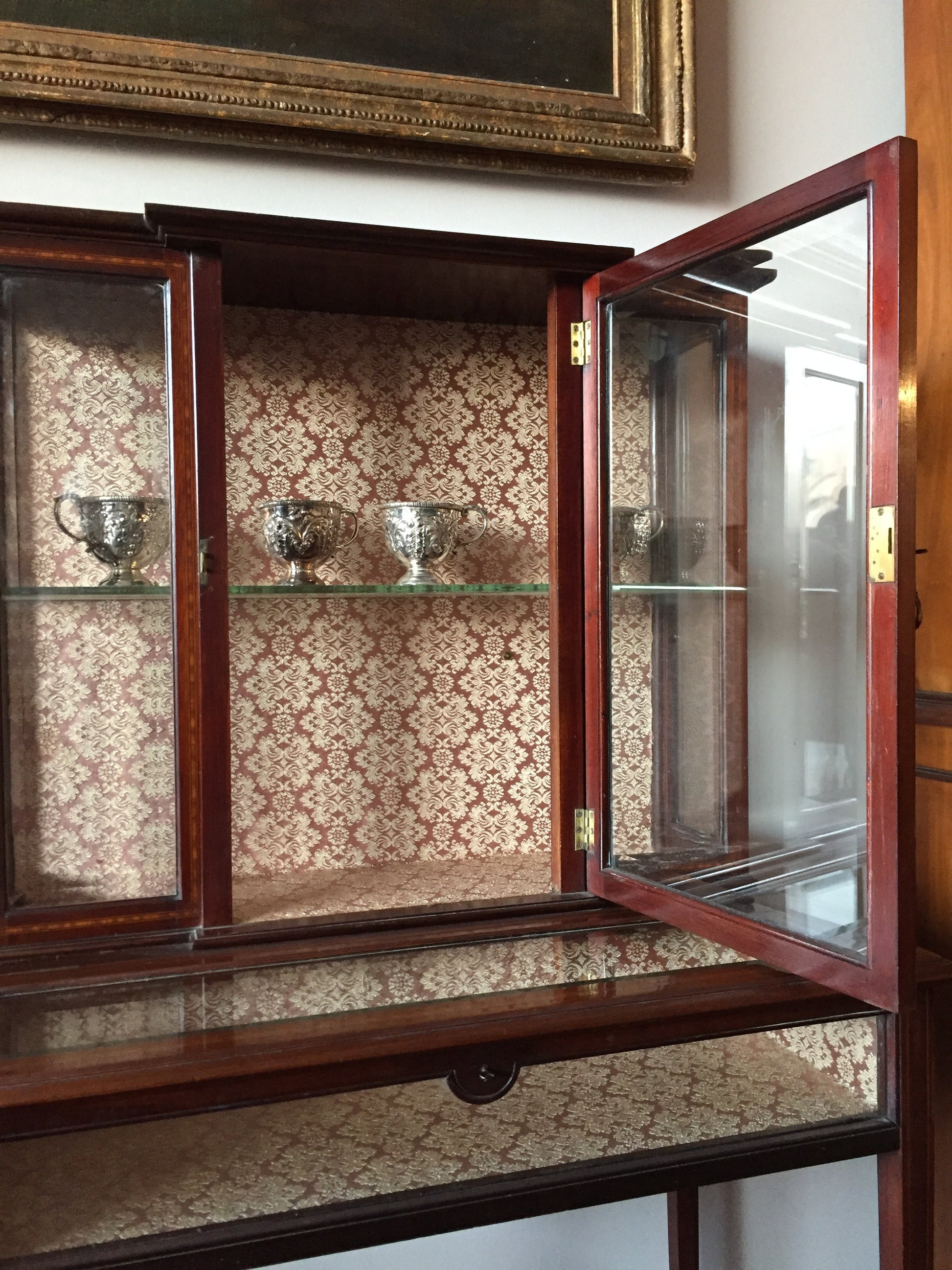 Antica vetrinetta inglese 1800 in mogano stile vittoriano intarsiata