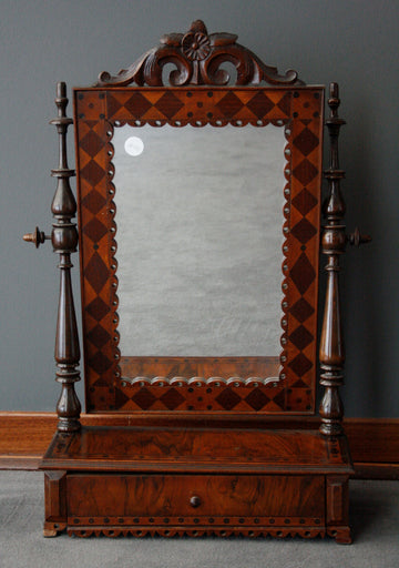 Miroir oscillant ancien de 1800 Europe du Nord Louis Philippe en noyer