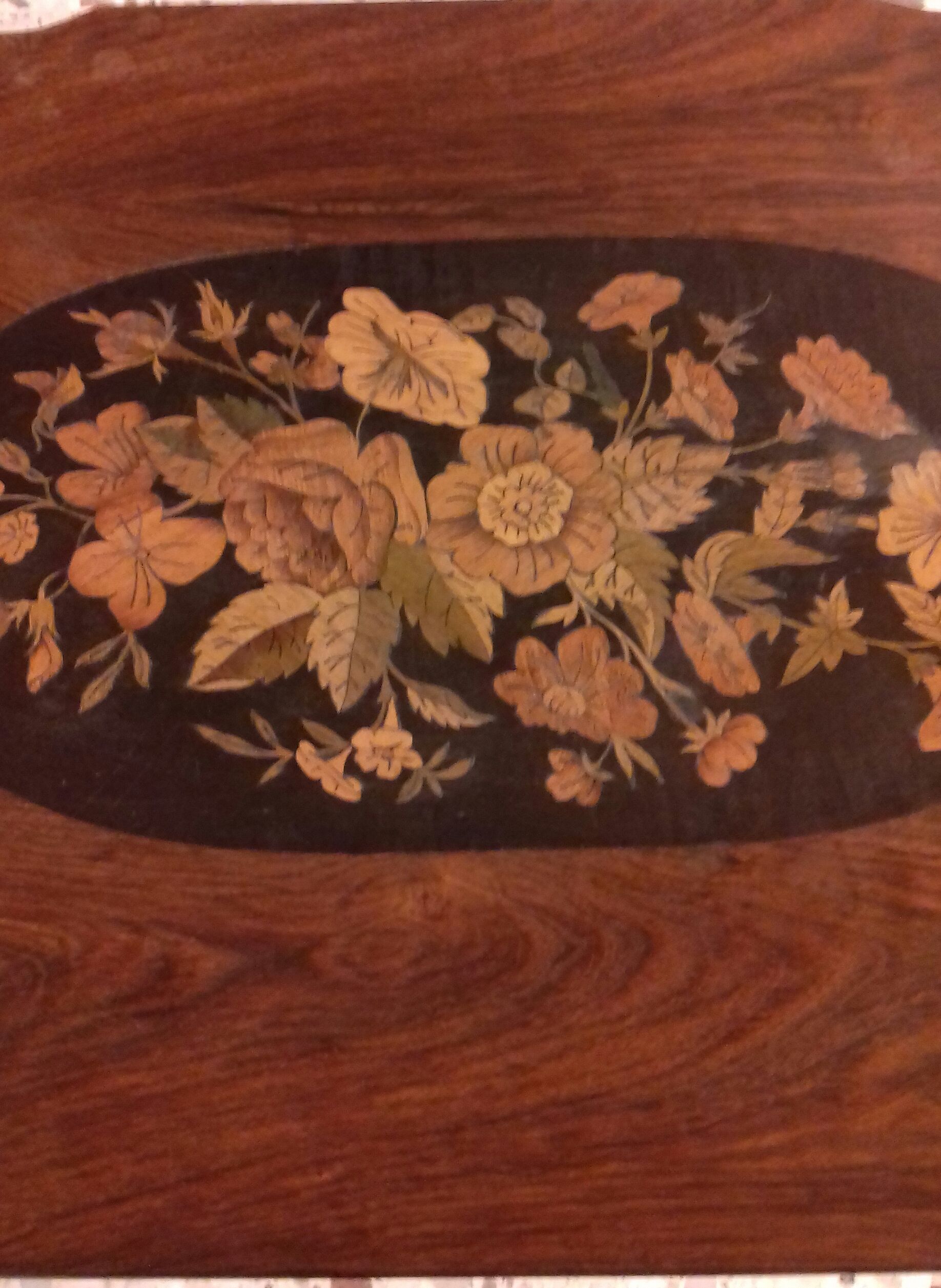 Tavolino da lavoro in palissandro stile Luigi Filippo con ebano e intarsi