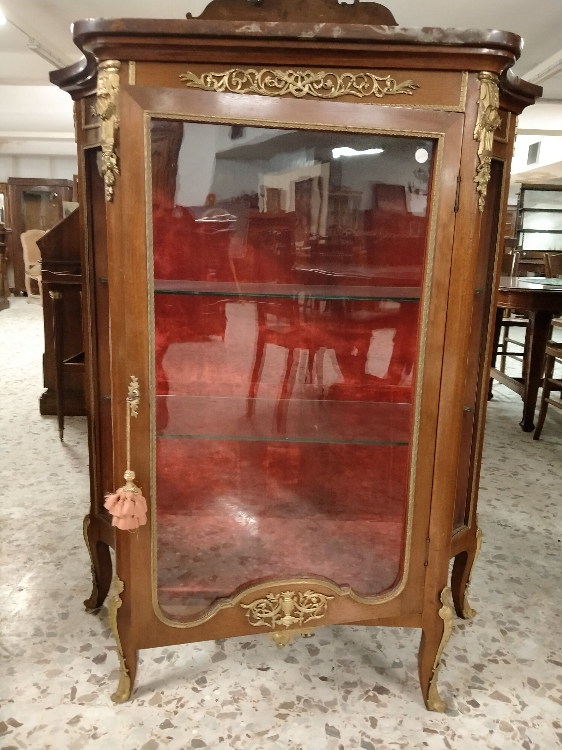 Antica vetrinetta Parigina francese del 1800 in mogano bronzi e marmo