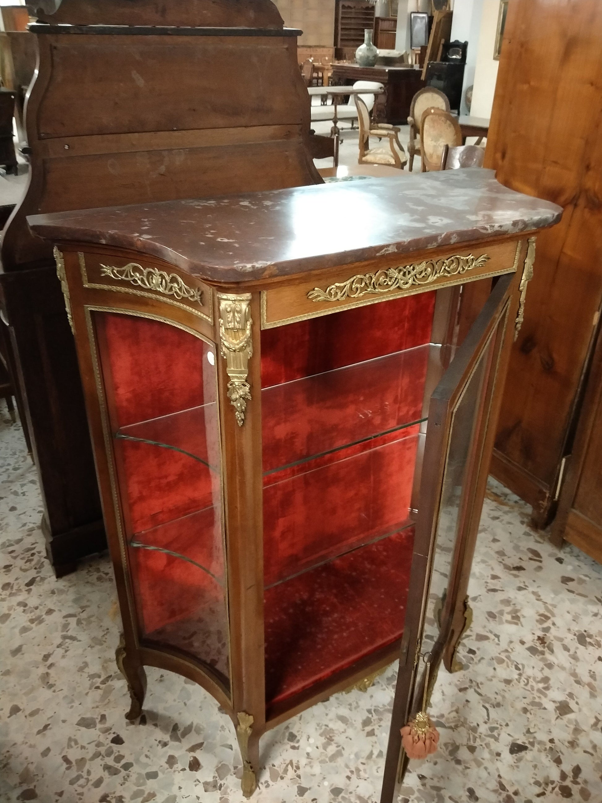Antica vetrinetta Parigina francese del 1800 in mogano bronzi e marmo