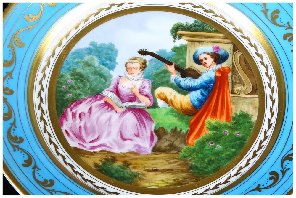 Antico piatto in porcellana francese di Sevres manifattura del 1800