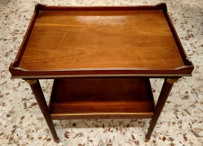 Antico tavolino francese con piano a vassoio in mogano,Luigi XVI 1800