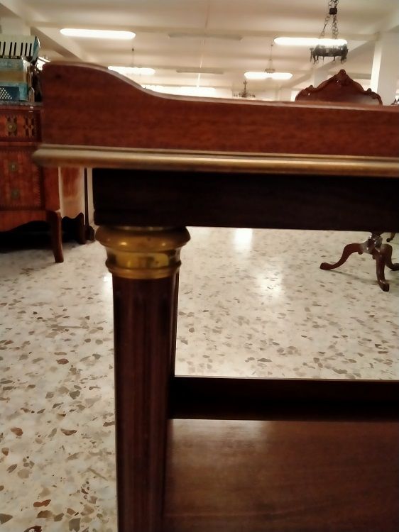 Antico tavolino francese con piano a vassoio in mogano,Luigi XVI 1800