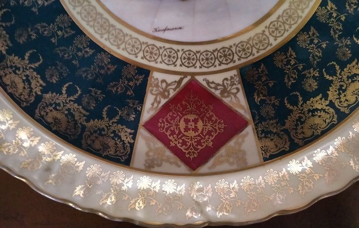 Grande antico piatto vassoio in porcellana decorata manifattura Vienna