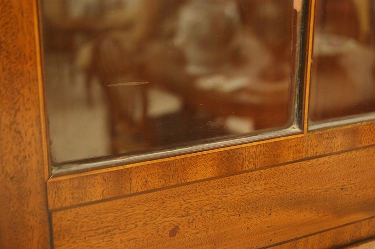 Antico trumeau stile Regency del 1800 in piuma di mogano 