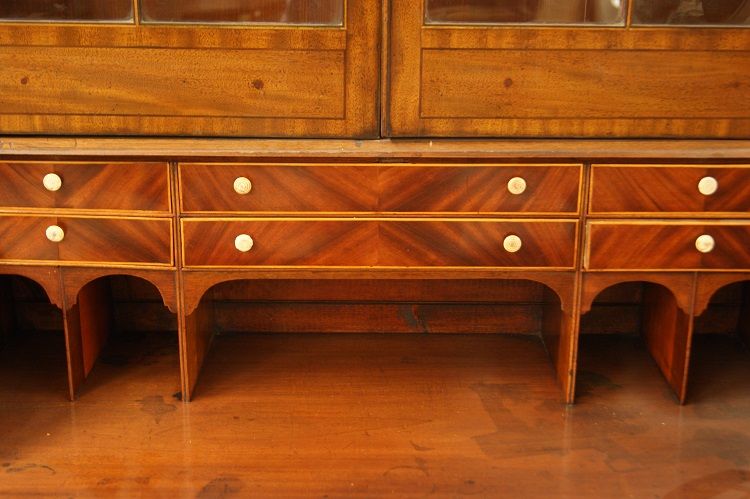 Antico trumeau stile Regency del 1800 in piuma di mogano 