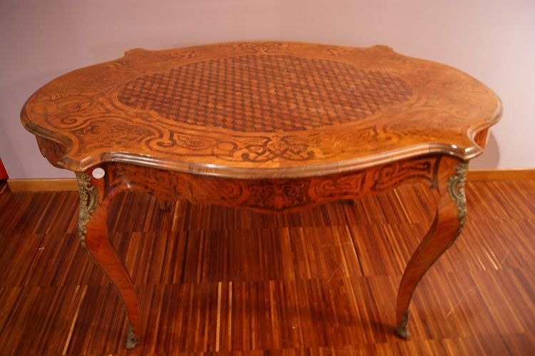 Antico tavolo francese da salotto stile Luigi XV del 1800 con intarsi