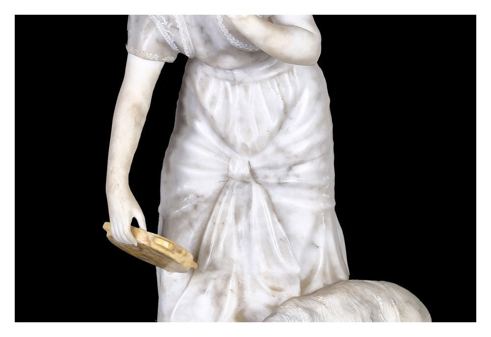 scultura francese in marmo e alabastro raffigurante un soggetto femminile