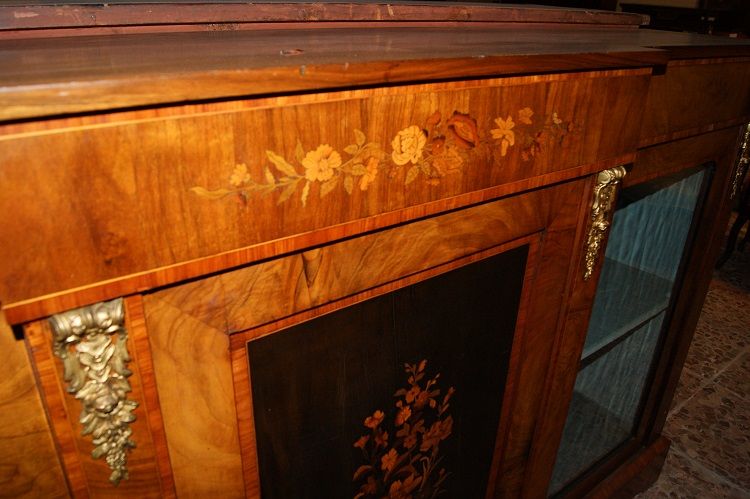 Antica servate inglese Luigi XVI del 1800 con intarsi e bronzi