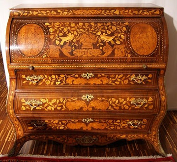 Antique Dutch roller chest of drawer from 1700 inlaid in Louis XV mahogany