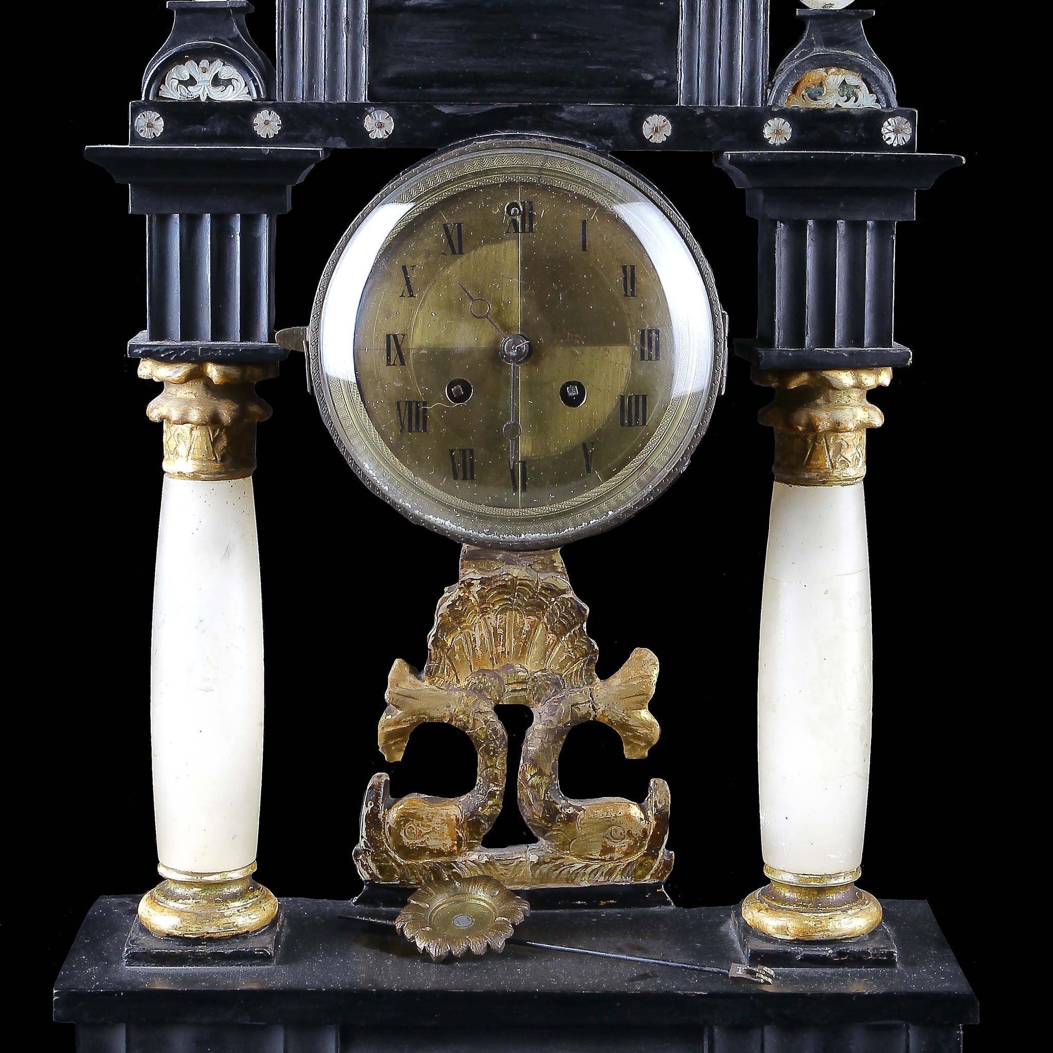 Antique Italian mantel clock from the 19th century in black lacquered wood with alabaster
