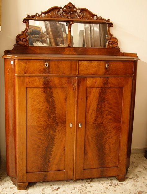 Antica credenza Biedermeier Nord Europa del 1800 in piuma di mogano