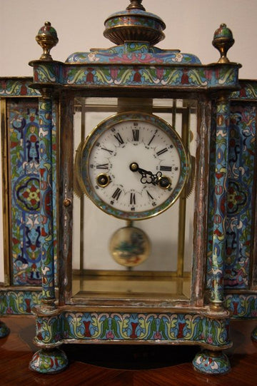 Antique French mantel clock from 1900 decorated with the Cloisonné technique