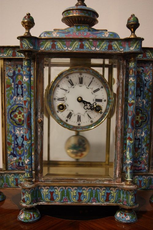Antico orologio francese del 1900 decorato con la tecnica Cloisonné