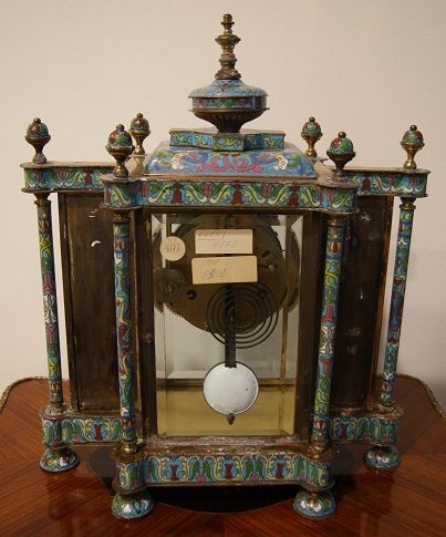 Antico orologio francese del 1900 decorato con la tecnica Cloisonné