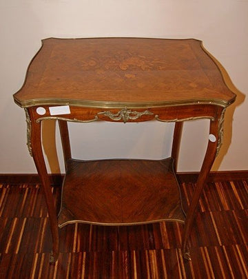 Antico tavolino francese del 1800 stile Luigi XV intarsiato con bronzi