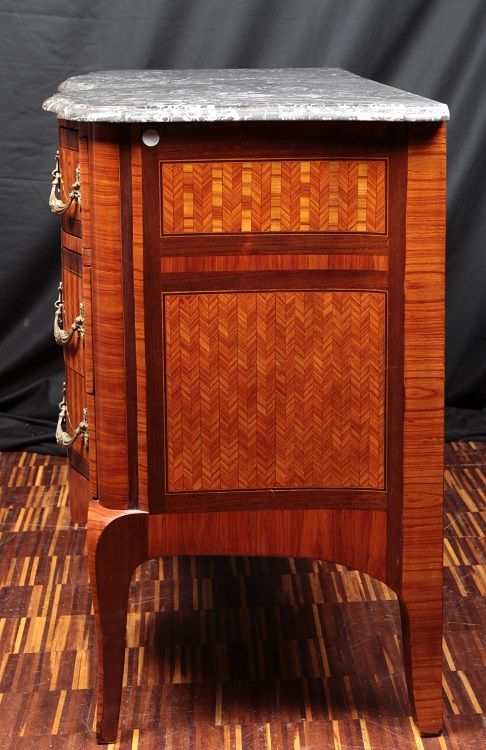 Antico comò francese del 1800 stile Luigi XV intarsiato con bronzi