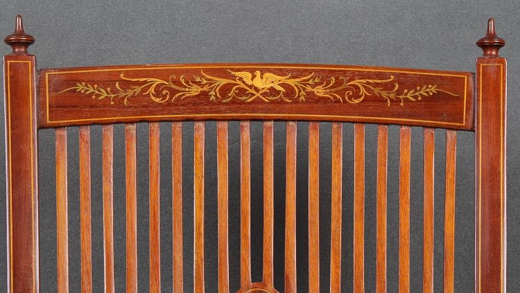 Antica poltrona inglese del 1800 stile Vittoriano in massello mogano