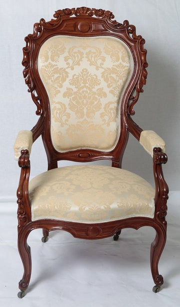 Fauteuil français ancien de 1800 de style Louis Philippe en acajou