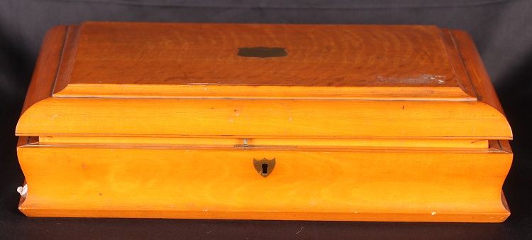 Cutlery box in Sheffield and mother of pearl