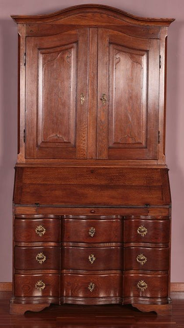 Antique antique Bureau Bookcase from 1700 Northern Europe in oak wood